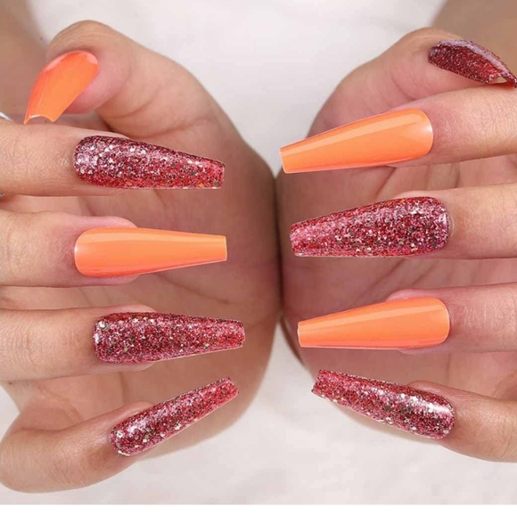 24 pcs press on nails (200) - Picture 4 of 7